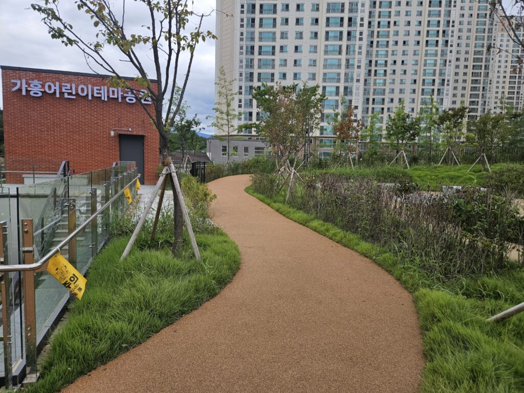 경상북도 영주시 가흥어린이테마공원작은도서관