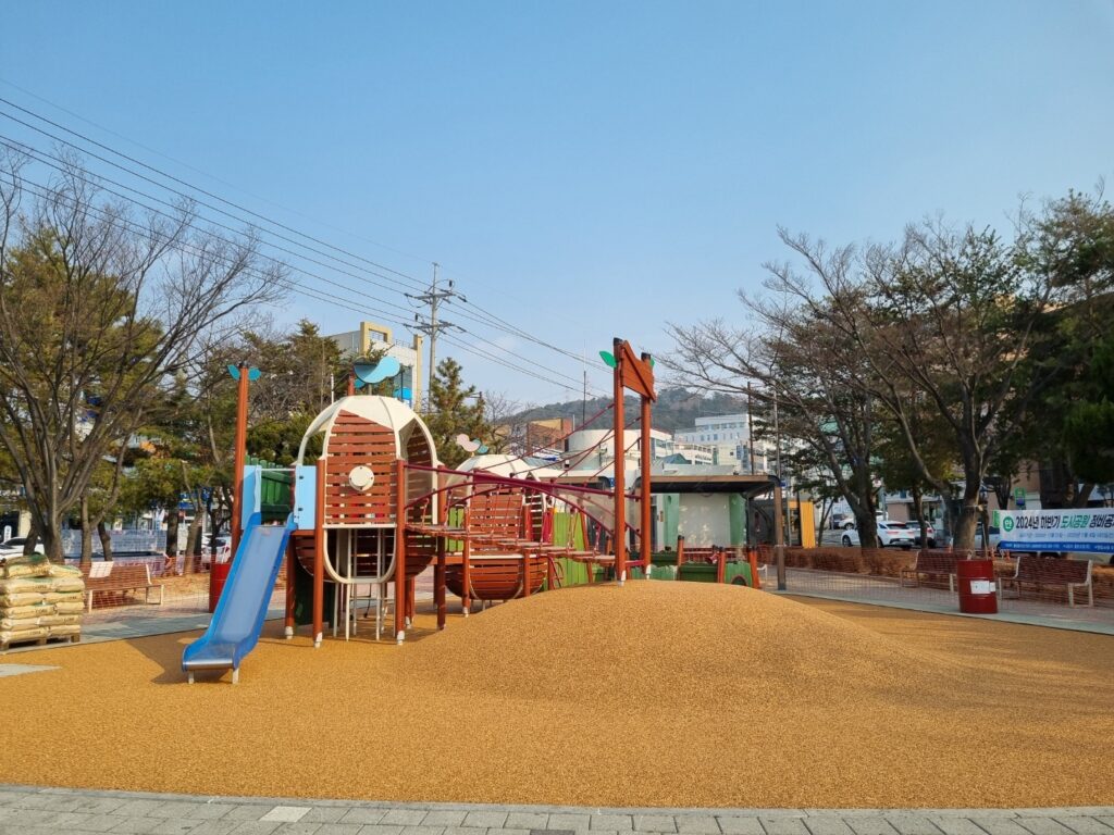 울산광역시 울주군 덕신소공원